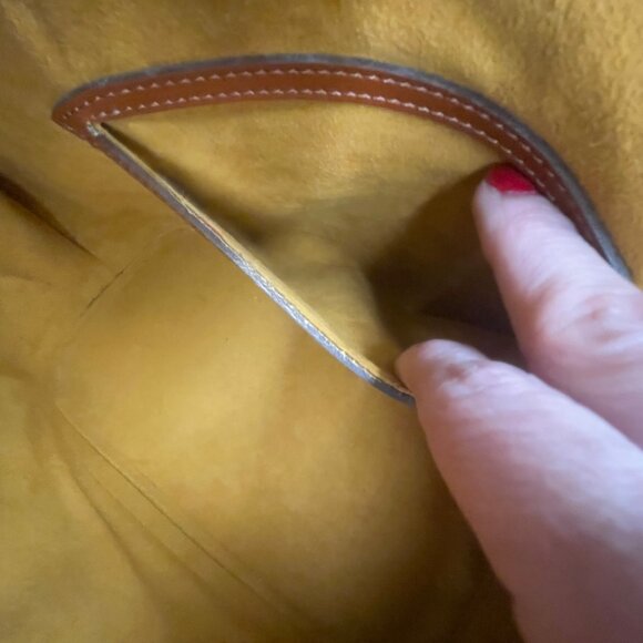 A cond Louis Vuitton Alma PM Bag in Epi Leather Brown/Cognac w/FREE COA! - Picture 13 of 15